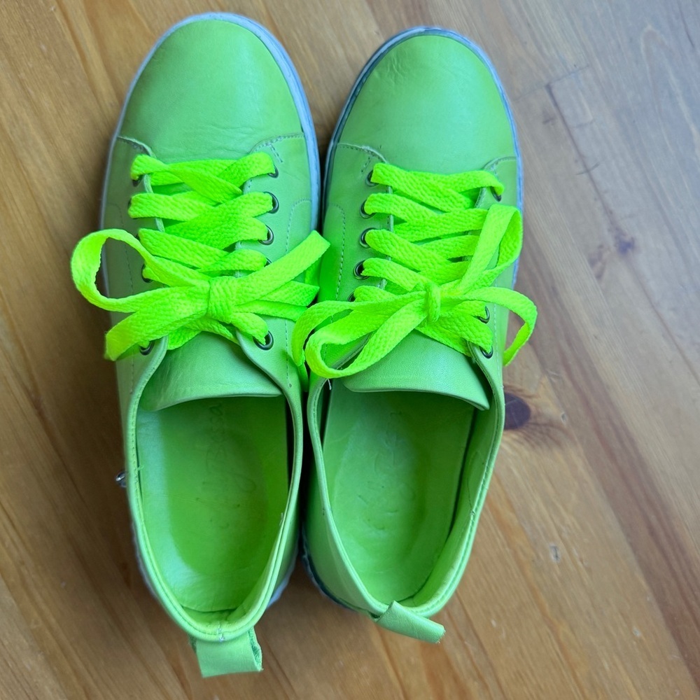 Molly Bessa leather neon sneakers size 37
